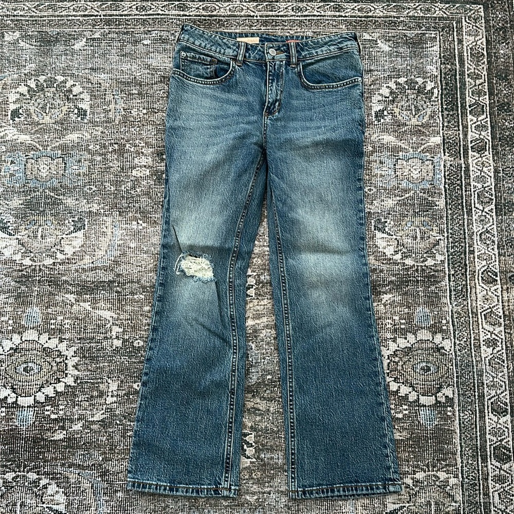 NWOT Pilcro by Anthropologie Distressed Kick Flare Jeans